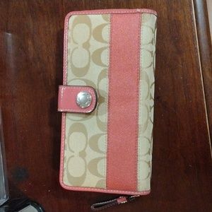 Coach Long Wallet